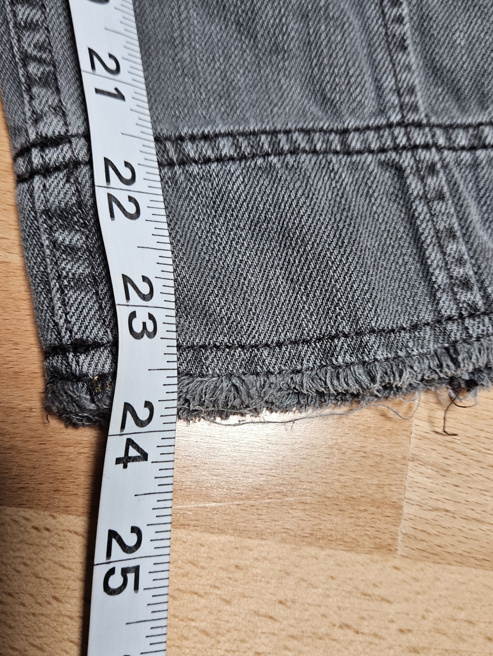 Anthropologie Utility Cargo Pants Cropped Washed Gray Size 25 - Picture 4 of 5